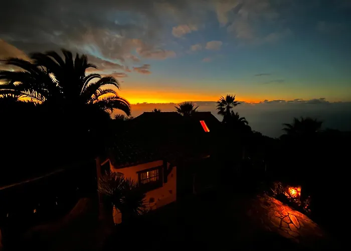 Tenerife - Authentisches Kanarisches Haus Mit Traumblick, Tropischem Garten Und Sauna * 伊科德·德·洛斯·维诺斯